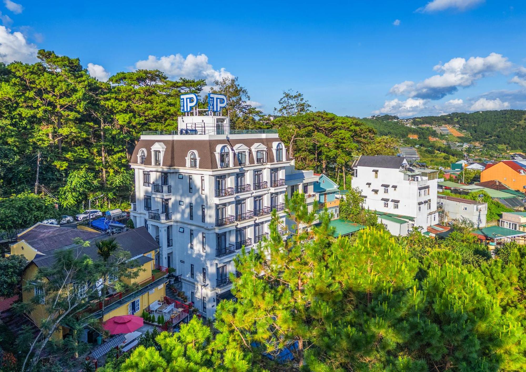 Tp Dalat Hotel Bagian luar foto